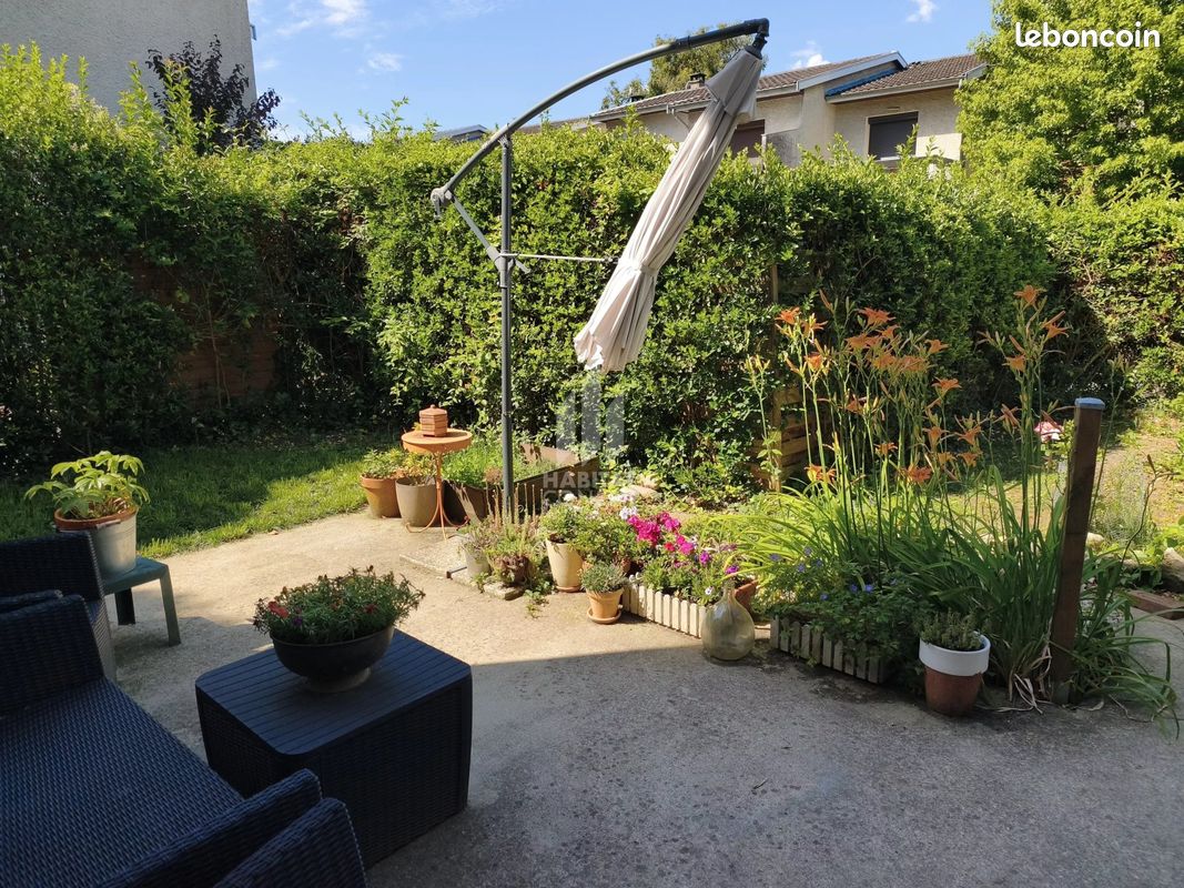 Maison 5 pièces 115 m² · à Poisat · 115 m² · 365 000 €