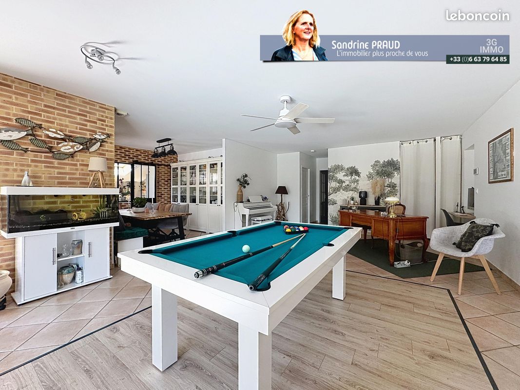 Maison 9 pièces 250 m² · à Coutras · 250 m² · 419 000 €