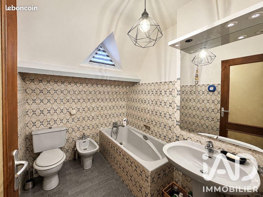 Maison 7 pièces 162 m² (image 18)