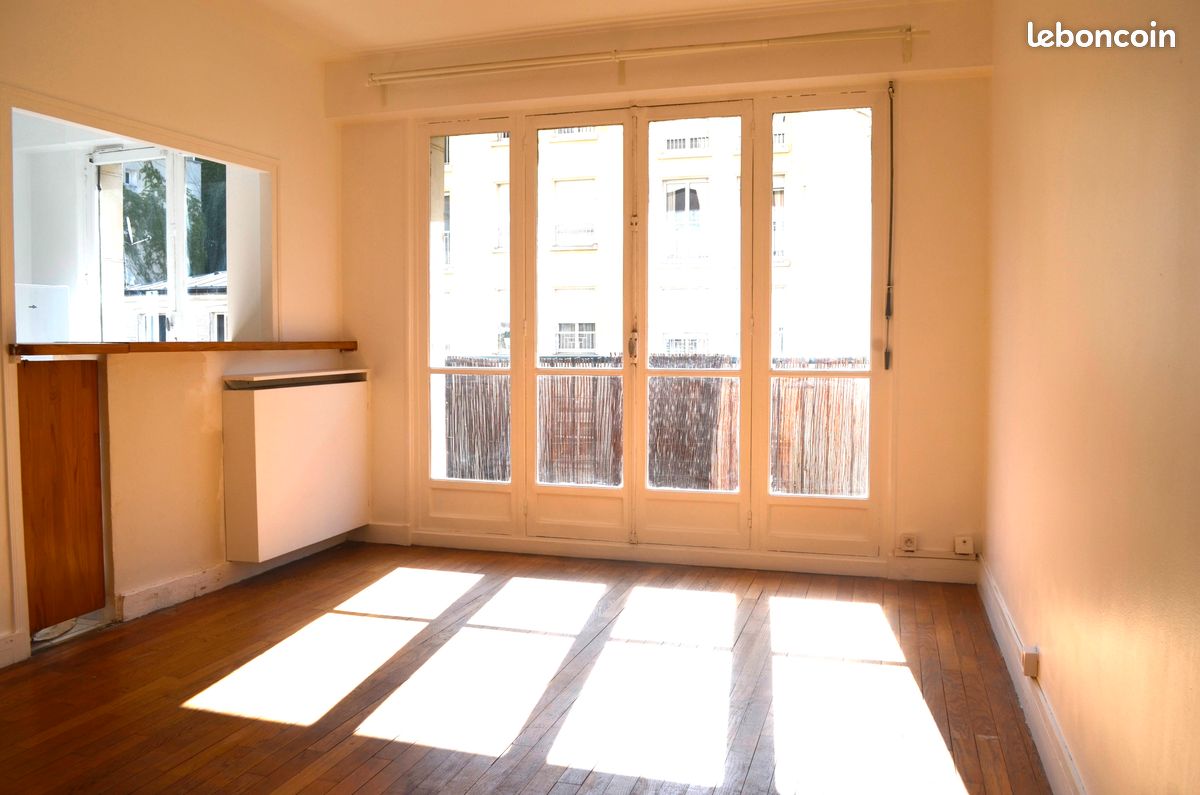 Appartement 3 pièces 62 m² · à Paris · 62 m² · 2 000 €
