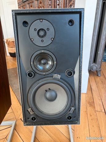 BANG & OLUFSEN B&O Beogram 1500 Turntable Amp & Beovox 1001 Speakers
