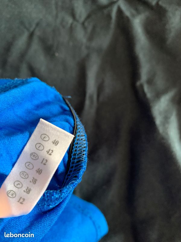 Joli t-shirt féminin bleu électrique Taille 40 (image 3)