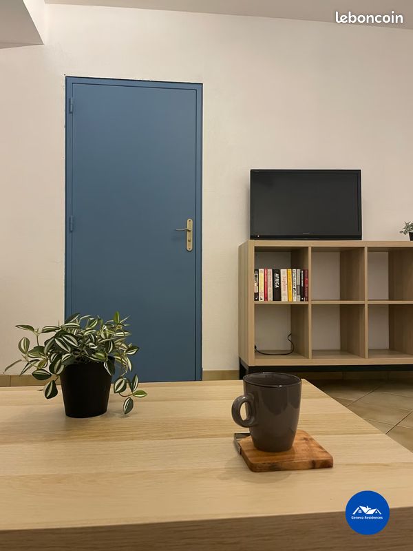 Appartement 1 pièce 50 m² · à Ferney-Voltaire · 50 m² · 2 200 €/mois