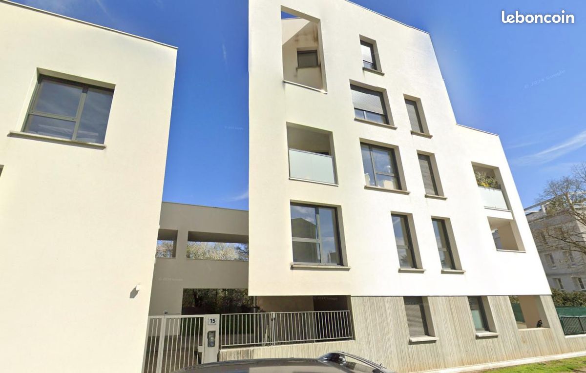 Appartement 4 pièces 85 m² · à Écully · 85 m² · 1 031 €/mois