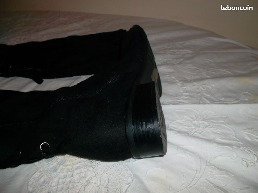 Bottes en daim pointure 37 (image 3)