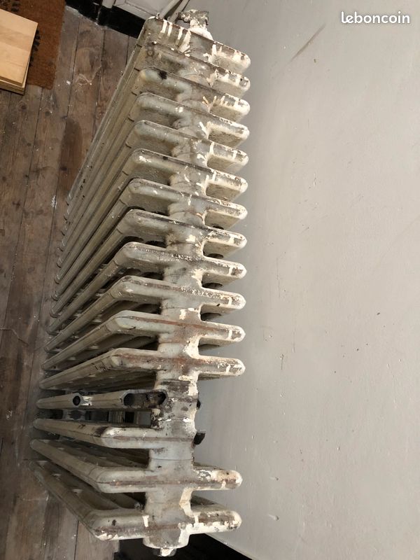 Donne radiateur en fonte (image 3)