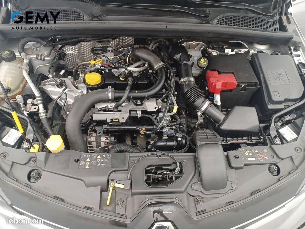 RENAULT Clio TCe 90 Equilibre (image 12)