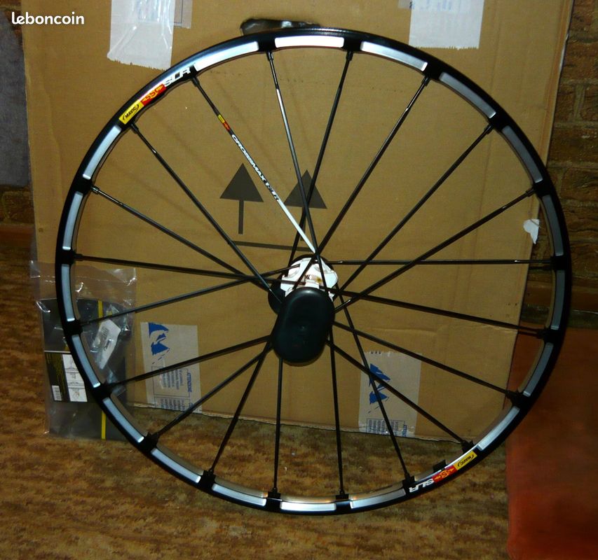 Roue AVANT SEULE MAVIC CROSSMAX SLR 27.5 650b TOTALEMENT NEUVE - Équipements vélos