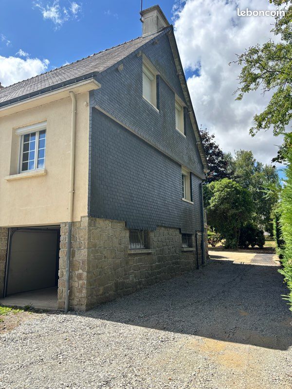 Maison familiale lumineuse – 140 m² avec grand jardin – Centre de Merdrignac (image 16)
