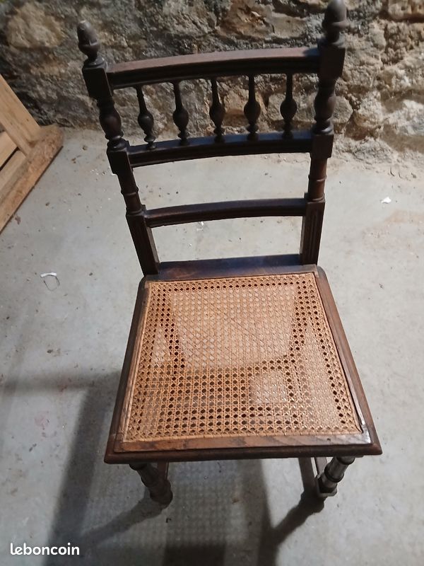 Lot de 4 chaises anciennes (image 2)