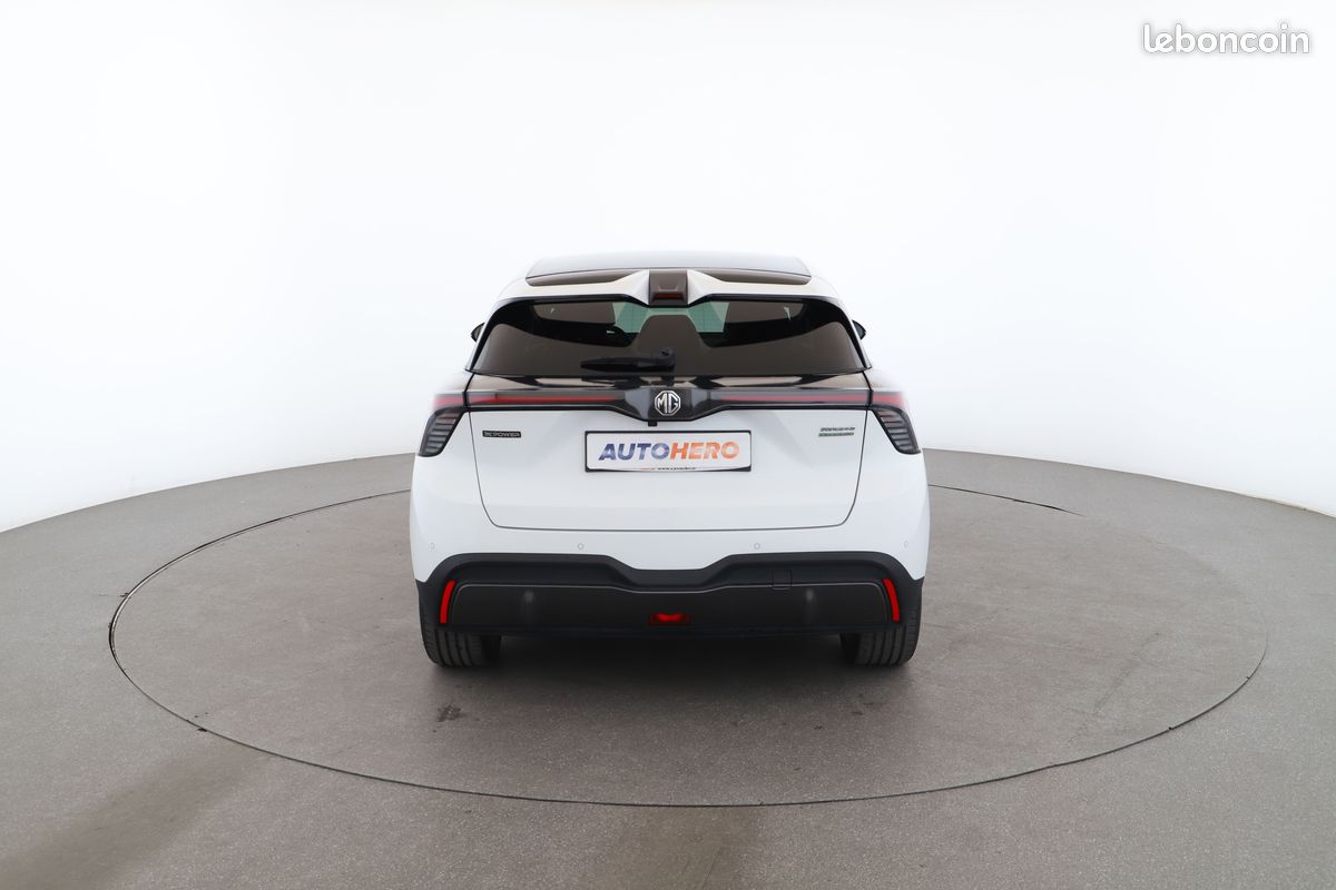 MG 4 EV 64kWh -320 kW 4WD Xpower 435 ch (image 13)