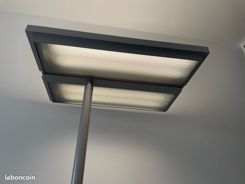 Lampe de bureau (image 2)