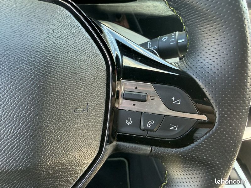 Peugeot 308 PHEV 180CH GT E-EAT8 (image 17)