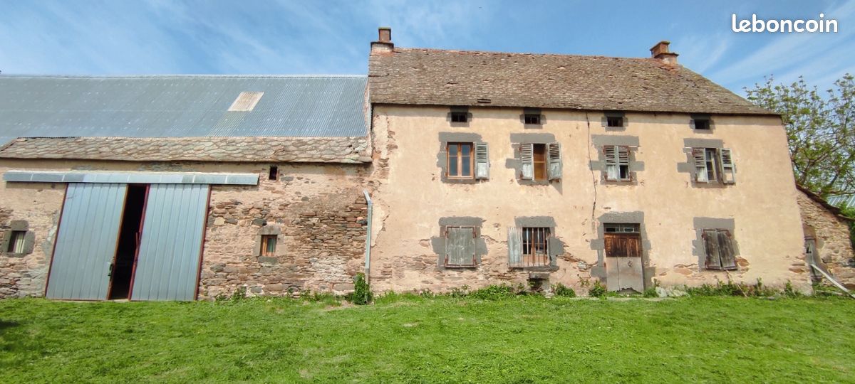 Maison 4 pièces 140 m² · à Anzat-le-Luguet · 140 m² · 54 000 €