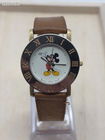 RARE ANCIENNE MONTRE Année 70 Quartz Vintage Antique Accessoire Rétro
