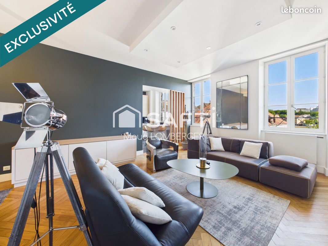 Immeuble 90 m² · à Gray · 90 m² · 189 000 €