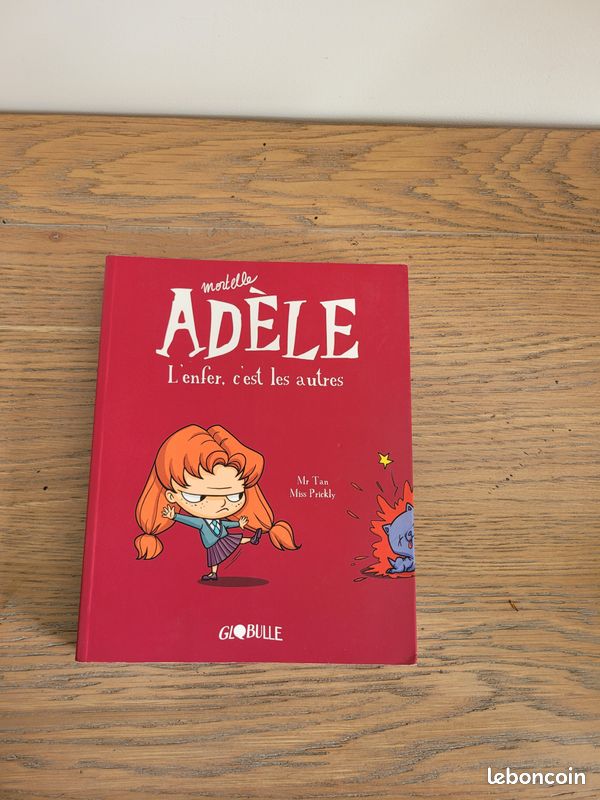 Adèle, la petite héroïne au caractère bien trempé, s'adresse à tous les enfants, petits comme grands. Je vends 17 tomes de Mortelle Adèle. Très bon état des livres (image 18)