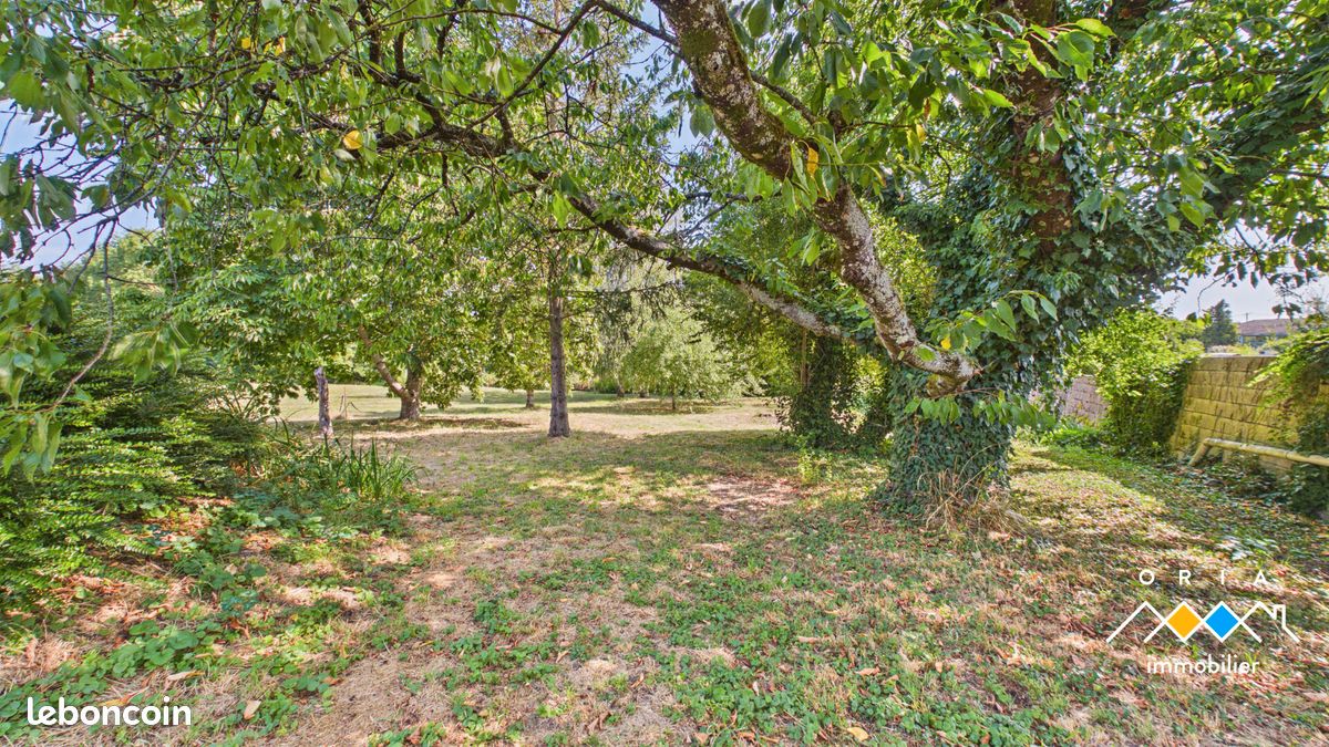 Maison 5 pièces 189 m² · à Champenoux · 189 m² · 211 000 €