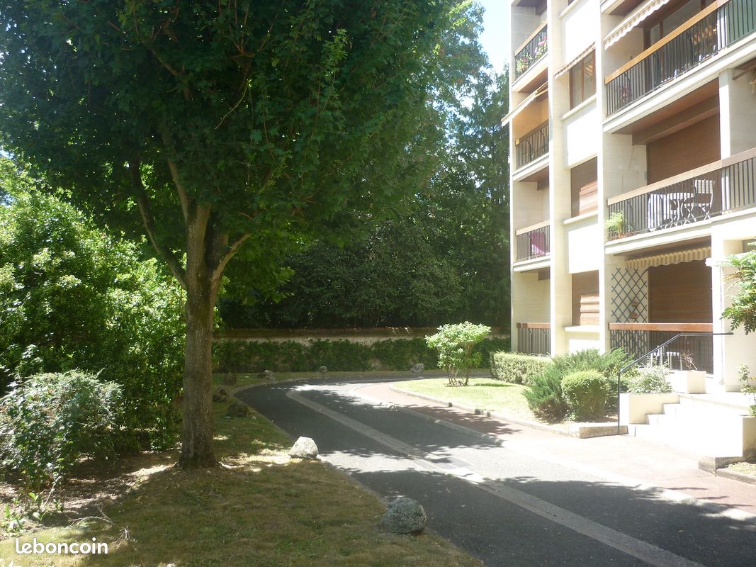 Appartement 5 pièces 95 m² · à Fontainebleau · 95 m² · 430 000 €