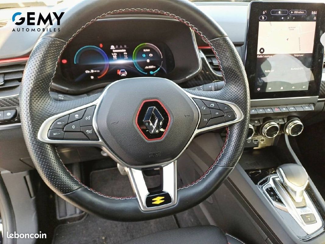 RENAULT Arkana E-Tech hybride 145 R.S. Line Fast Track (image 13)