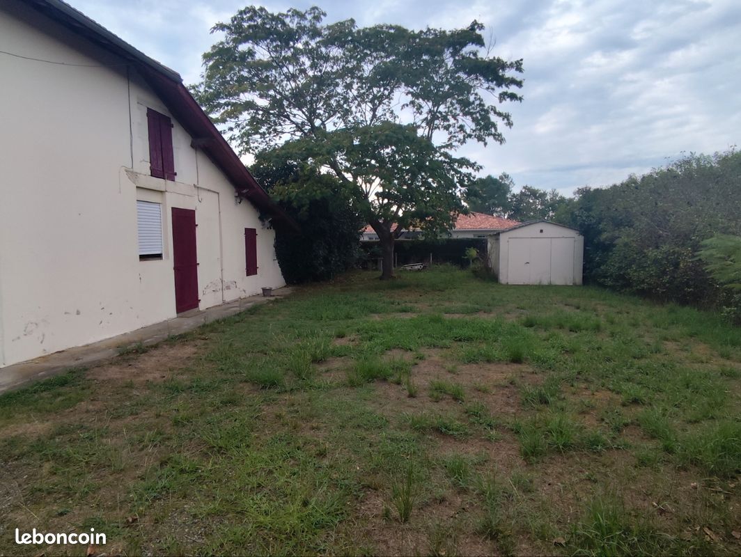 Ensemble immobilier (image 1)