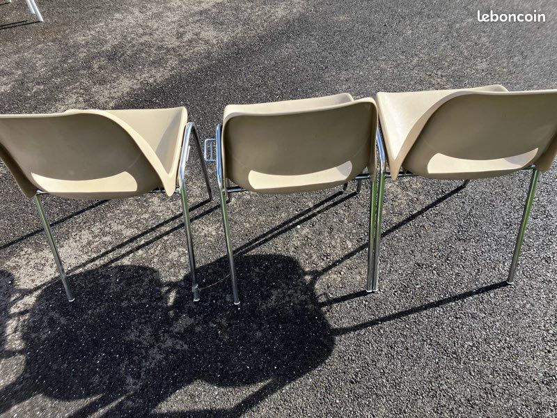 Lot de 3 chaises empilables plastique (image 3)