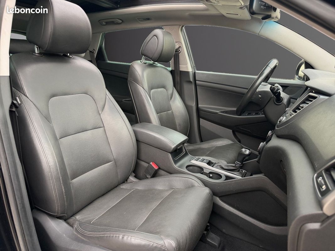 HYUNDAI TUCSON 2.0 CRDi 185 4WD BVA Executive - Toit ouvrant - Volant chauffant - Sièges chauffants AV AR - 2eme M (image 6)