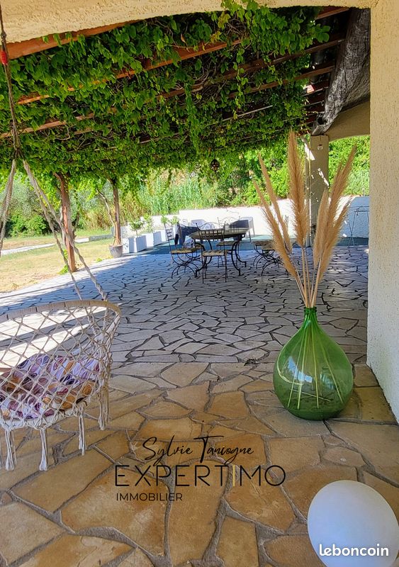 Propriété 7 pièces 283 m² (image 15)