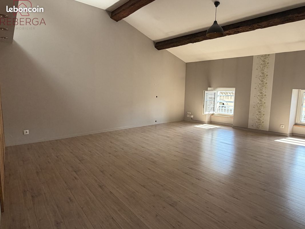 Appartement 4 pièces 109 m² · à Mazamet · 109 m² · 590 €