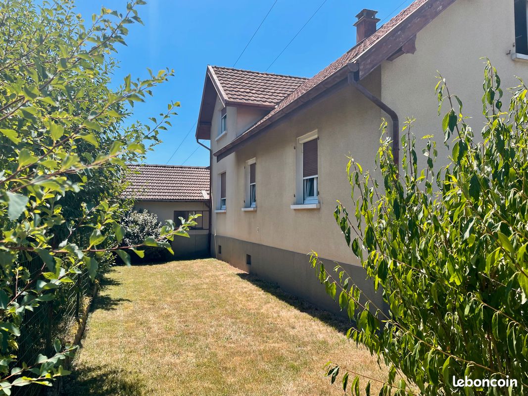 Maison 5 pièces 93 m² · à Nommay · 92,8 m² · 140 000 €