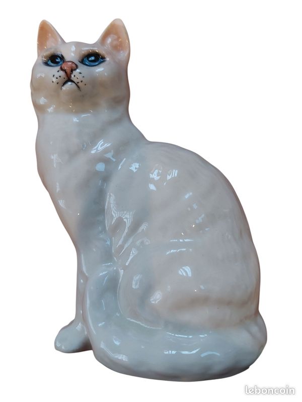 GRANDE FIGURINE/CHAT 🐱/DIMENSIONS : 4 × 9 × 5 cm/Poterie-Céramique