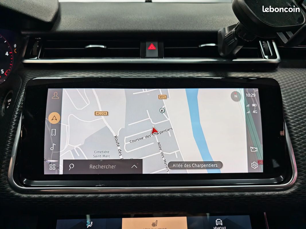 Land Rover RANGE ROVER VELAR R-Dynamic SE R DYNAMIC - REVISION A JOUR - SON MERIDIAN - COFFRE ELECTRIQUE - TOIT OUVRANT (image 29)