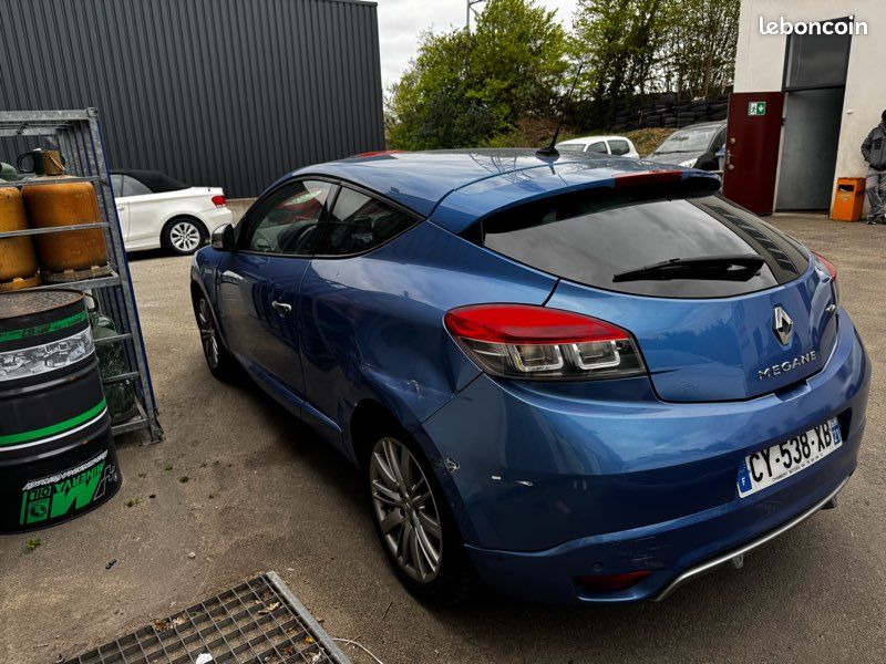 Voiture Renault, Mégane coupé GTline (image 7)