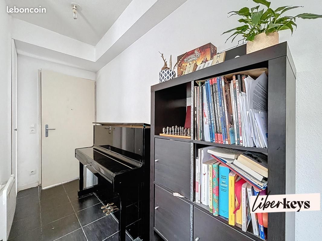 Studio 1 pièce 25 m² (image 4)