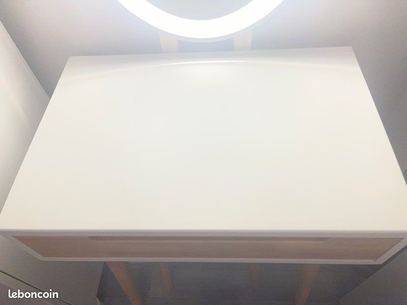 Table de beauté (image 8)