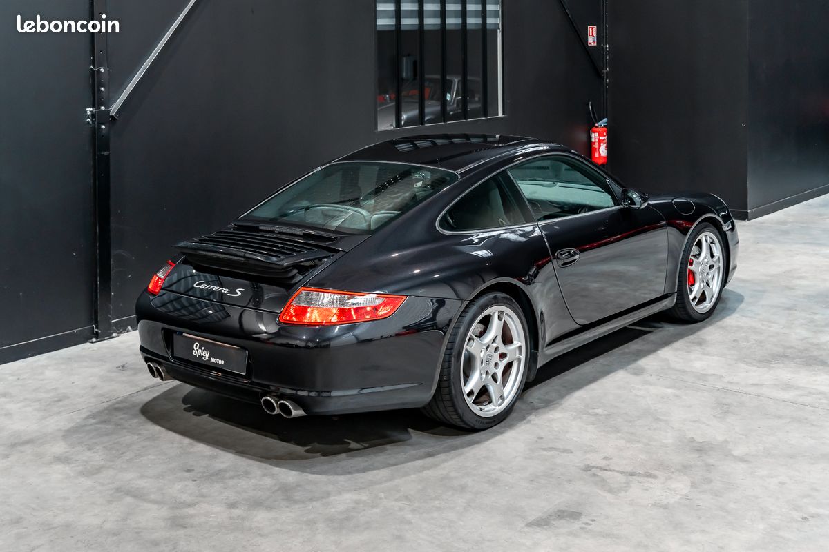 Porsche 911 Carrera S (997.1) 3.8l 355ch - Bose - Toit ouvrant (image 3)