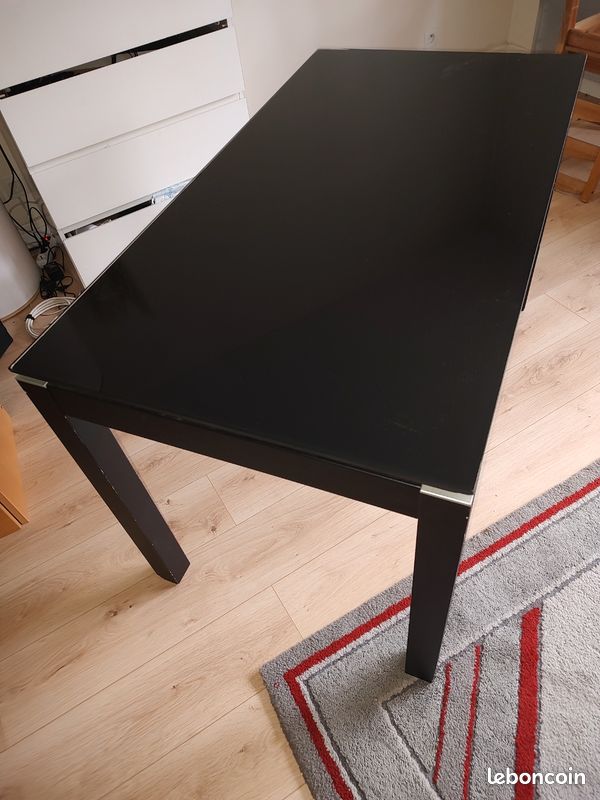 Table en verre (image 2)