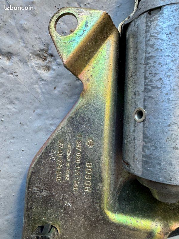 Moteur d essuie glace arrière Renault 19 (image 2)