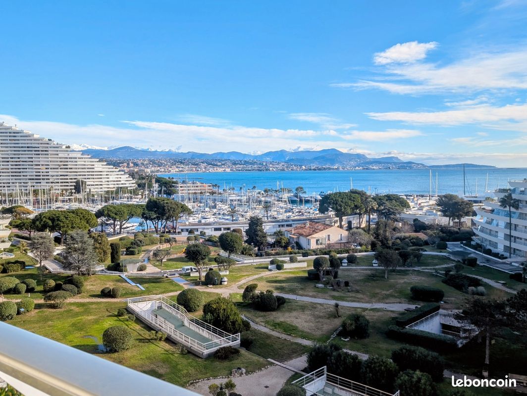 Appartement 2 pièces 25 m² · à Villeneuve-Loubet · 25 m² · 1 050 €/mois