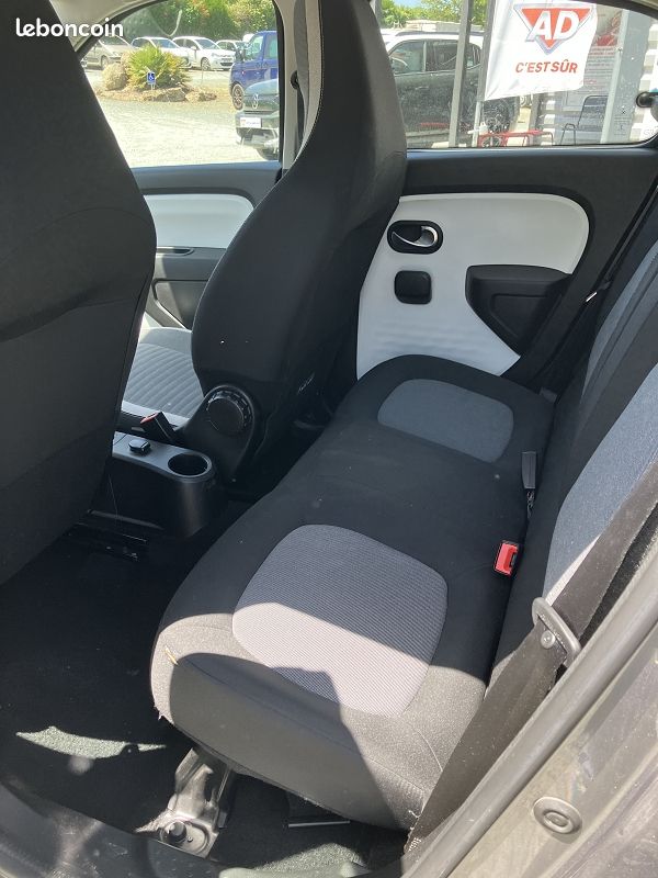 Renault Twingo 1.0 SCE - 65 ZEN (image 12)