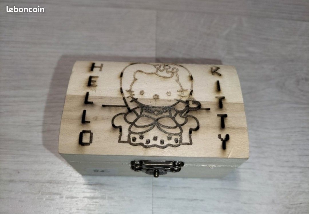 Boîte Hello Kitty (image 1)