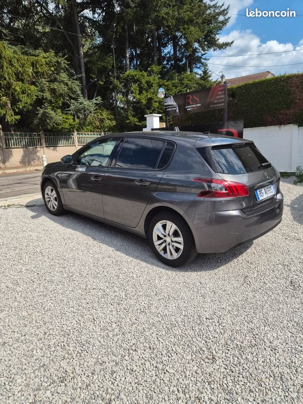 Peugeot 308 bluehdi 130 cv 137000 kilométres finition bussiness (image 5)