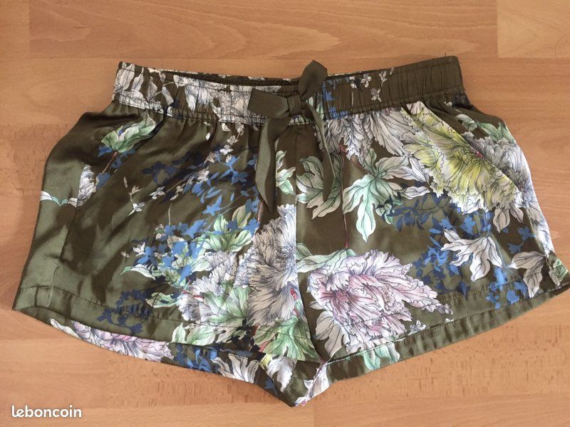 Short Etam S (image 1)