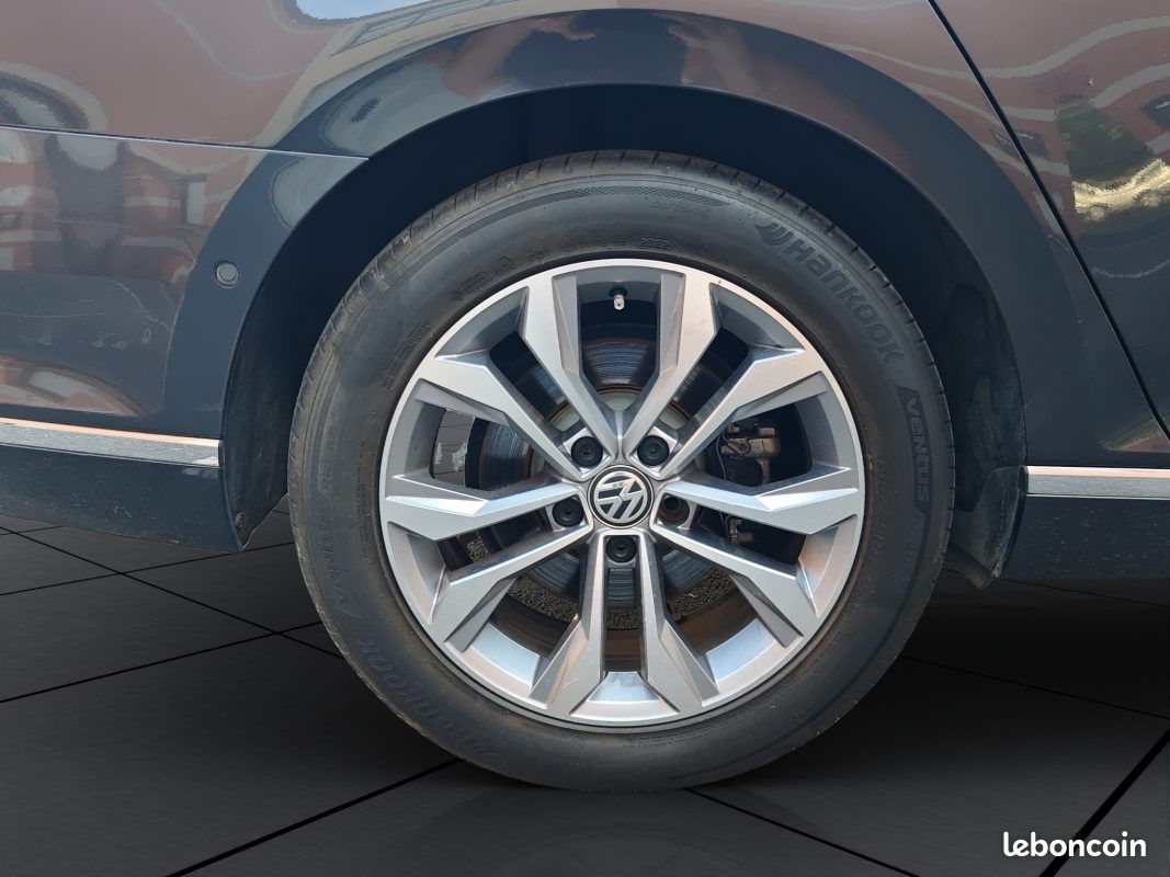 Volkswagen passat sw 2.0 tdi 150cv carat exclusive / toit ouvrant (image 9)