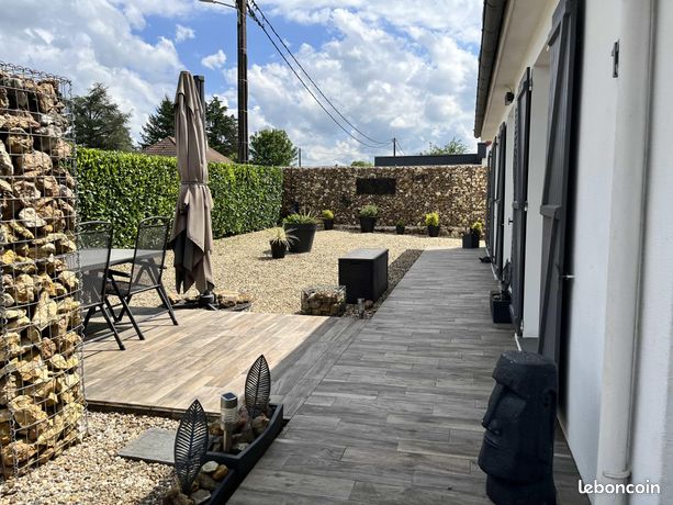 Maison de plain-pied | Terrasse et jardin | Concremiers