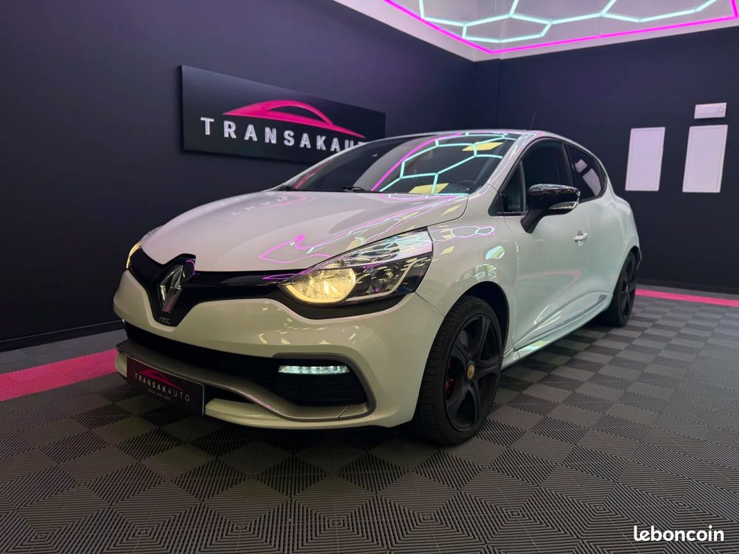 RENAULT CLIO IV 1.6 Turbo 200 RS EDC CARNET D ENTRETIEN (image 1)