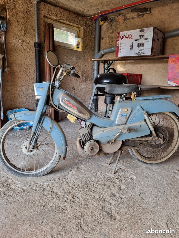 Motobécane AV88 1976 bleu