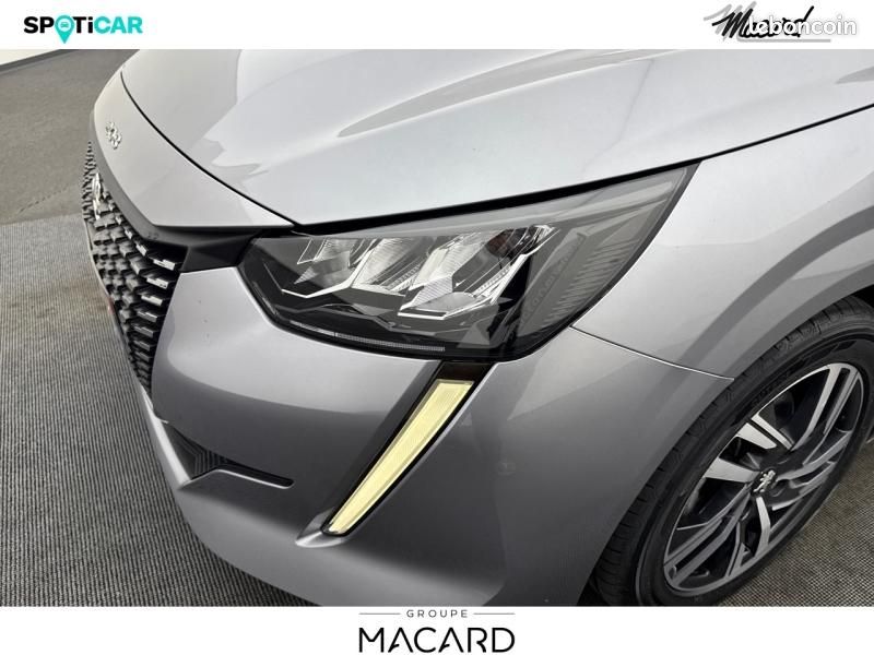 Peugeot 208 1.2 PureTech 100ch S&S Roadtrip (image 16)