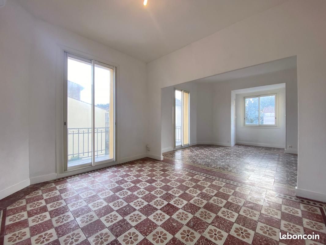Appartement 3 pièces 100 m² · à Perpignan · 100 m² · 880 €/mois