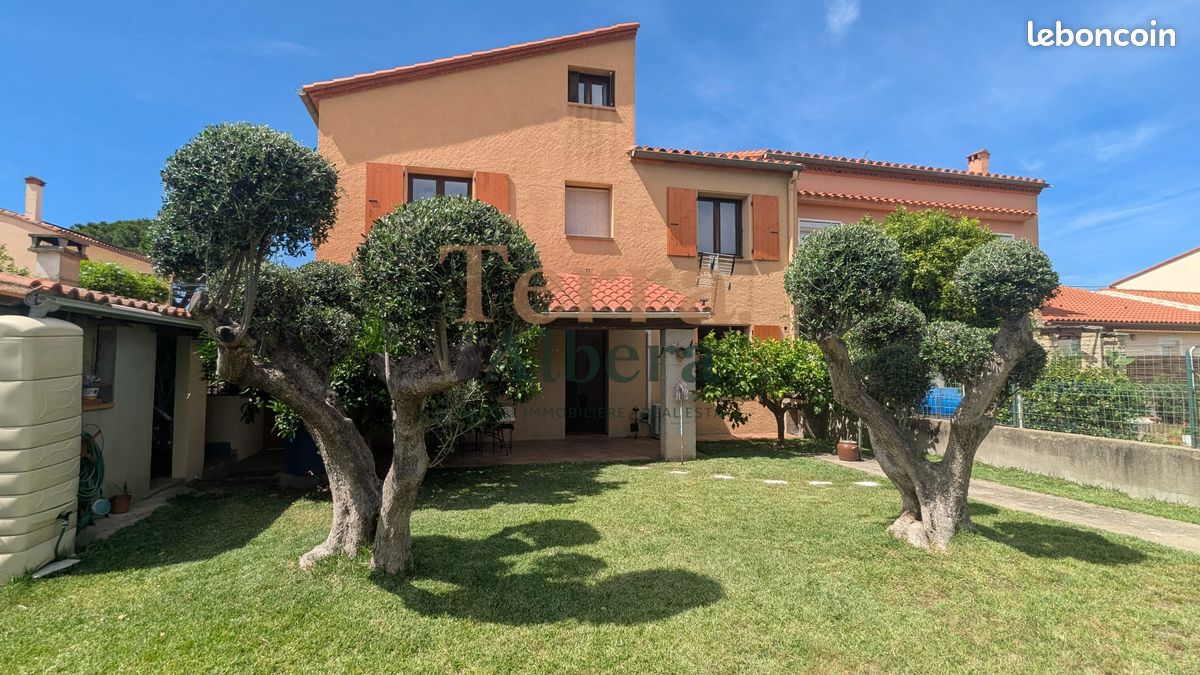 Maison 8 pièces 183 m² · à Saint-André · 183 m² · 420 000 €
